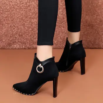 Cizme scurte Femei,În 2020, cu Toc Glezna Cizme de Iarna pentru Femei Pantofi de Pluș,Nituri Platforme,a subliniat Deget de la picior,Femeie Încălțăminte,Negru