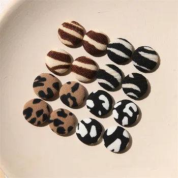 Stil de iarnă 100buc/lot bumbac de culoare Leopard, dungi de imprimare geometrie runde forma flatback Pânză butonul diy bijuterii accesorii