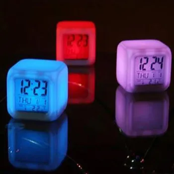 #50 Digital Cu Alarma Termometru De Noapte Stralucitoare Cube 7 Culori Ceas Led Schimbare De Decor Acasă Radio, Ceas Deșteptător Будильник
