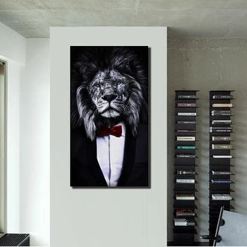 Canvas Postere de Arta Neagră Leu Sălbatic într-un Costum Și Printuri Abstracte Leu Fumat un Trabuc Panza Picturi Pe Perete Imagini de Artă