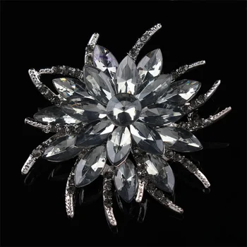 Donia bijuterii versiunea coreeană de floare de cristal broșă Europa și America de sticlă aliaj brosa haina accesorii