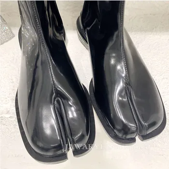 New Sosire Split Toe Glezna Cizme Negre Piele Cizme Scurte Vopsite În Alb Celebritate Pantofi De Iarna Pentru Femei Cu Fermoar Lateral Cizme Plate