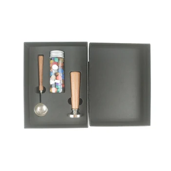 Caracteristici mâner din lemn lingură de timbru kit personalizat ceara de sigiliu set pentru nunta inviation
