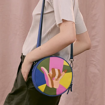 2019YIZISToRE nou original panza circular femei saci de messenger cu broderie și de imprimare rotund ghiozdane pentru fete (DISTRACȚIE KIK )