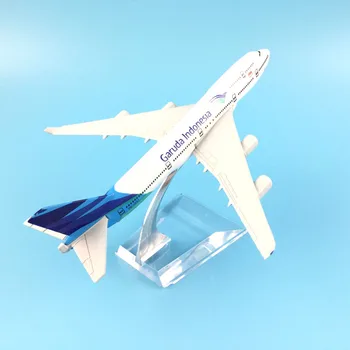 1:400 16CM GARUDA INDONESIA Boeing 747 ALIAJ METALIC MODEL de AVION de AERONAVE Model de Jucării pentru Copii de Anul Nou/zi de Naștere/Colectii Cadouri
