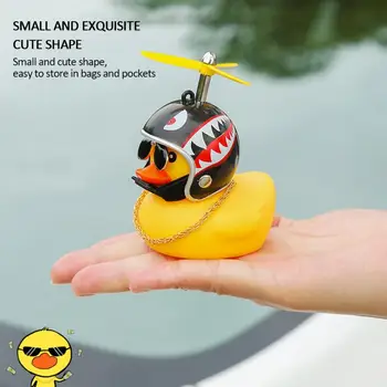 Masina Ornament Decor Creativ Minunat Norocos Tabloul De Bord Masina Jucării Cu Casca Si Lant Amuzant Luminos Accesorii Auto