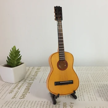 1/6 Scară Mini Instrument Muzical Artizanat din Lemn Chitara Model w/Stand pentru Păpuși Desktop Decor