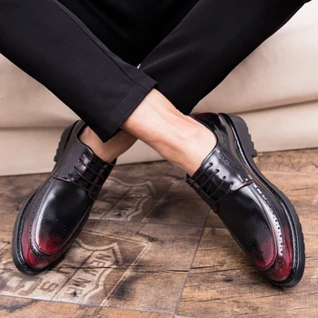 2019 moda barbati pantofi casual din piele de sex masculin roșu clasic negru auriu dantela sus pantofi om bocanc confortabil pantofi pentru bărbați de vânzare fierbinte