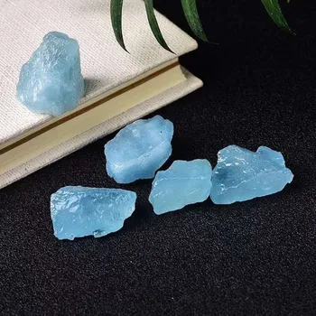 Acvamarin prime cristale piatră brută pietre naturale și minerale, pietre pretioase vindecare reiki, feng shui, bijuterii cristal decorative