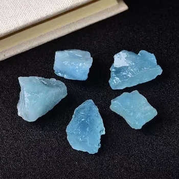 Acvamarin prime cristale piatră brută pietre naturale și minerale, pietre pretioase vindecare reiki, feng shui, bijuterii cristal decorative
