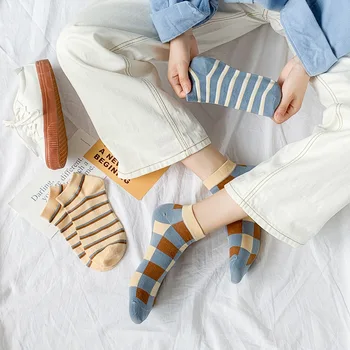 10 bucati = 5 perechi Stil Nou Ascunse papuci de casă Sosete femei Ins Stil Japonez Colegiul neprezentare Șosete Carouri Contrastante Dungi