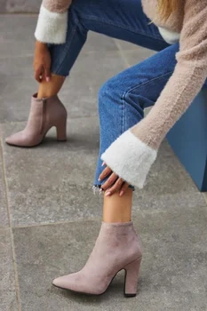 2020 Moda De Iarnă Cizme Pentru Femei De Culoare Bej Subliniat Toe Glezna Elastic Tocuri De Pantofi Toamna Iarna Femei Șosete Cizme De Piele De Căprioară Piele Reale