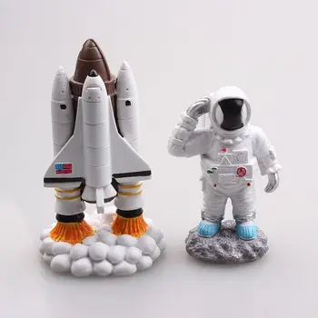 Spațiul Om Cosmonaut Spațiu Nava de Transfer de Rășină Pandantiv Model de Papusa nave Spațiale, Aerospațiale Decor Astronaut Figura Figurina cadou