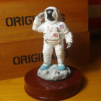 Spațiul Om Cosmonaut Spațiu Nava de Transfer de Rășină Pandantiv Model de Papusa nave Spațiale, Aerospațiale Decor Astronaut Figura Figurina cadou