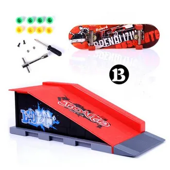 Deget Mini Skate Board Punte Grif Skate Park Kit Joc de Masă Rampă de Cale Jucărie Mini Skateboard pentru Amatorii de Sporturi Extreme