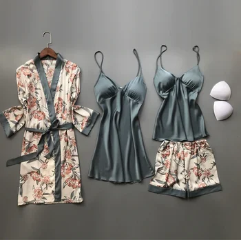 2021 Primavara Toamna Femei Pijamale De Mătase Seturi Cu Tampoane Piept Floare De Imprimare Pijama Sleepwear 4 Bucati Curea De Spaghete Satin Pijamale