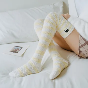 1Pair Ține de Cald Model cu Dungi de Desene animate Drăguț Șosete Lungi Pentru Femei Fete Iarna Genunchi Femei Coapsa Inalta Șosete Groase de sex Feminin Șosete