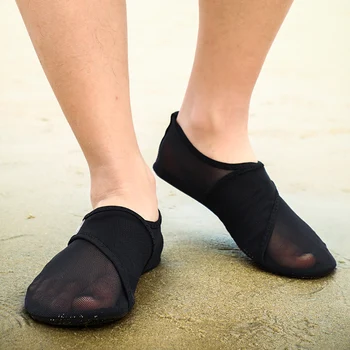 Apă Moale Pantofi Barbati Vara Respirabil Desculț Aqua Pantofi Femeie De Dimensiuni Mari Papuci De Plajă De Înot Scufundări Sandale Yoga Adidași