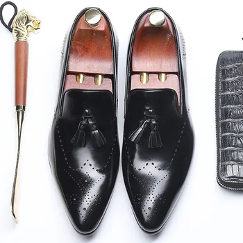 QYFCIOUFU New Sosire Stil Britanic Bărbați Slip-on Pantofi din Piele Barbati Ciucure Mocasini de Moda a Subliniat Toe Mens Pantofi Rochie