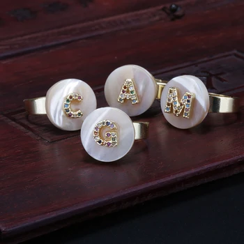 Kejialai rotund alb natural shell margele pavate cz inițială de 26 de litere ale alfabetului fierbinte de vânzare inele reglabile pentru femei de zi cu zi bijuterii
